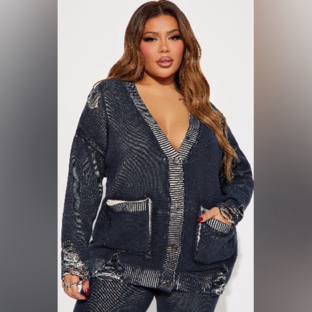 Fashion Nova “Lola” Washed Sweater and Leggings Set Size 1X - Picture 2 of 5